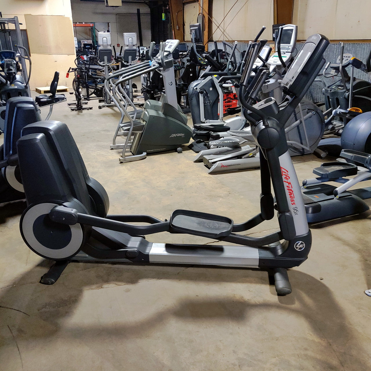 Life Fitness 95X Elliptical