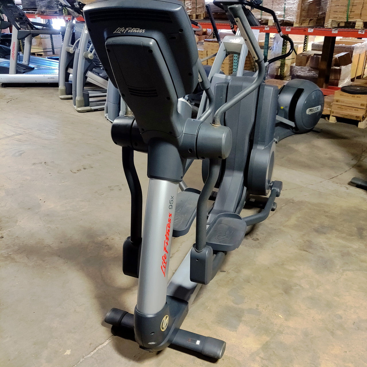 Life Fitness 95X Elliptical (SKUP1846S) Life Fitness 95X Elliptical (SKUP1846S)