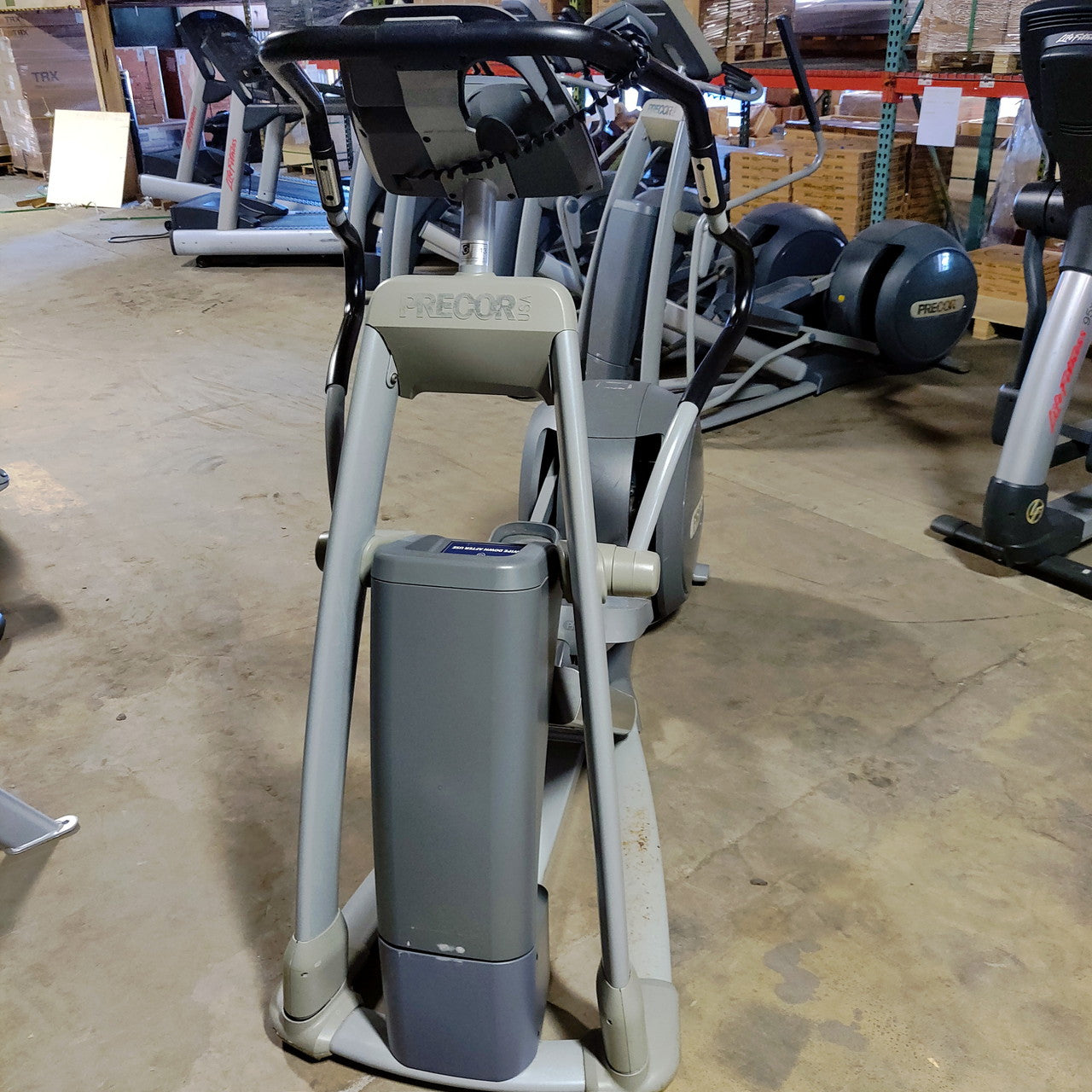 Precor Elliptical EFX 546i Commercial Grade