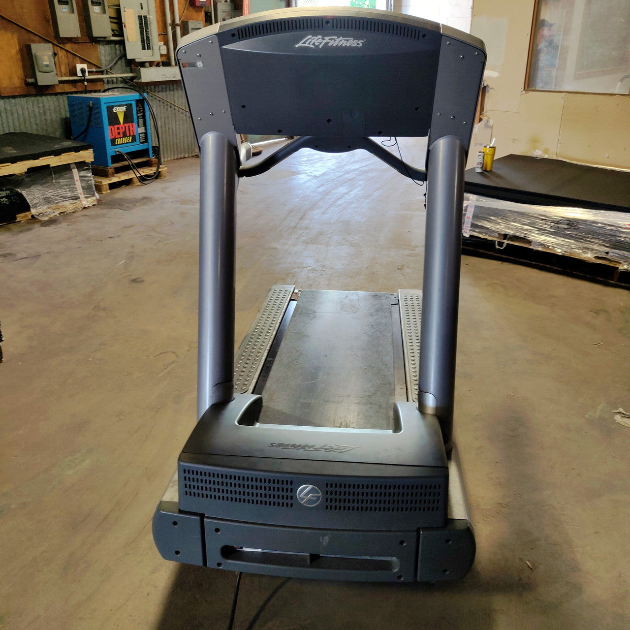 Life Fitness 93T Treadmill Commercial Grade