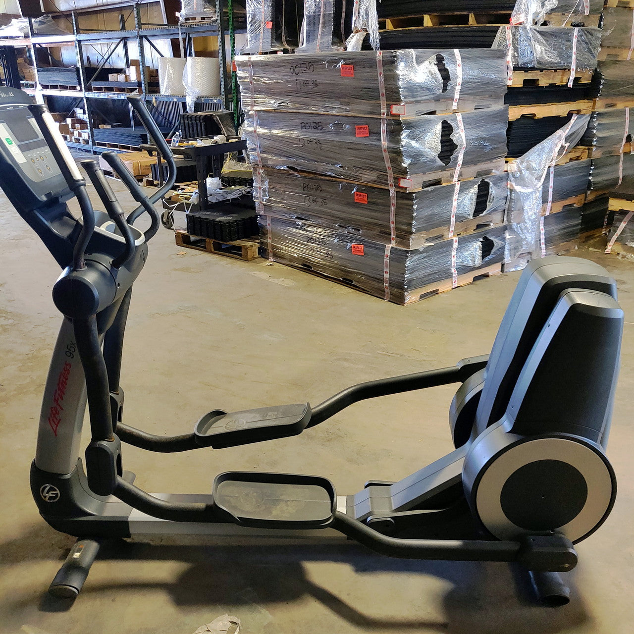 Life Fitness 95X Elliptical