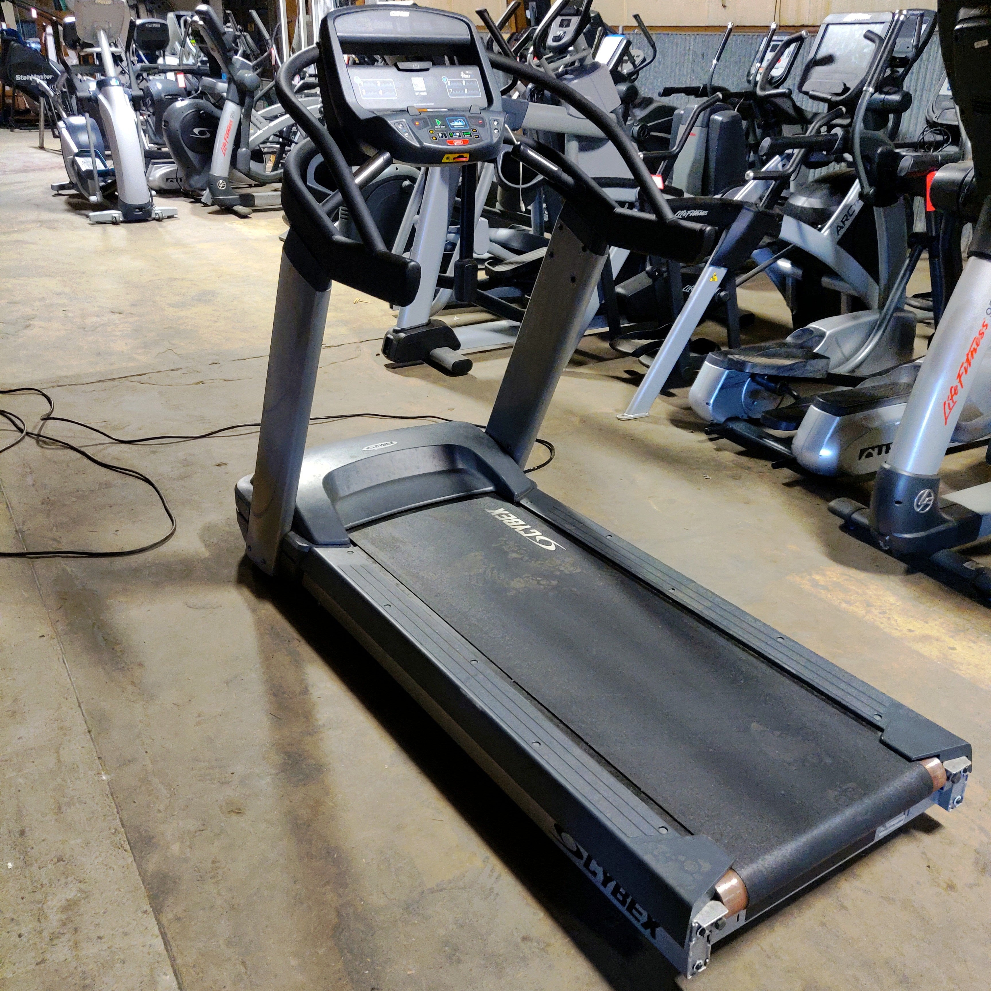 Cybex 525T Treadmill Commercial