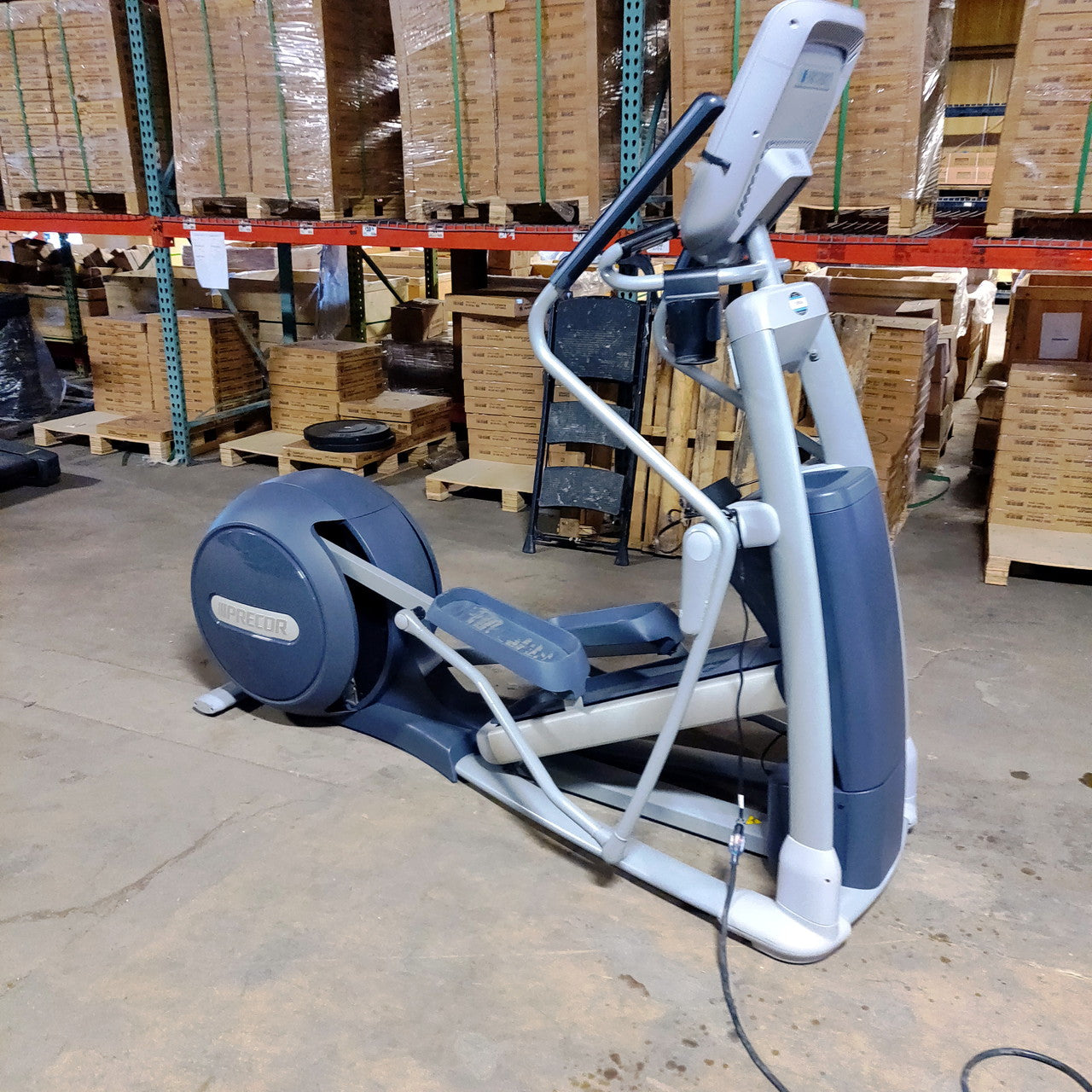 Precor Total Body Elliptical 885 with P80 Console