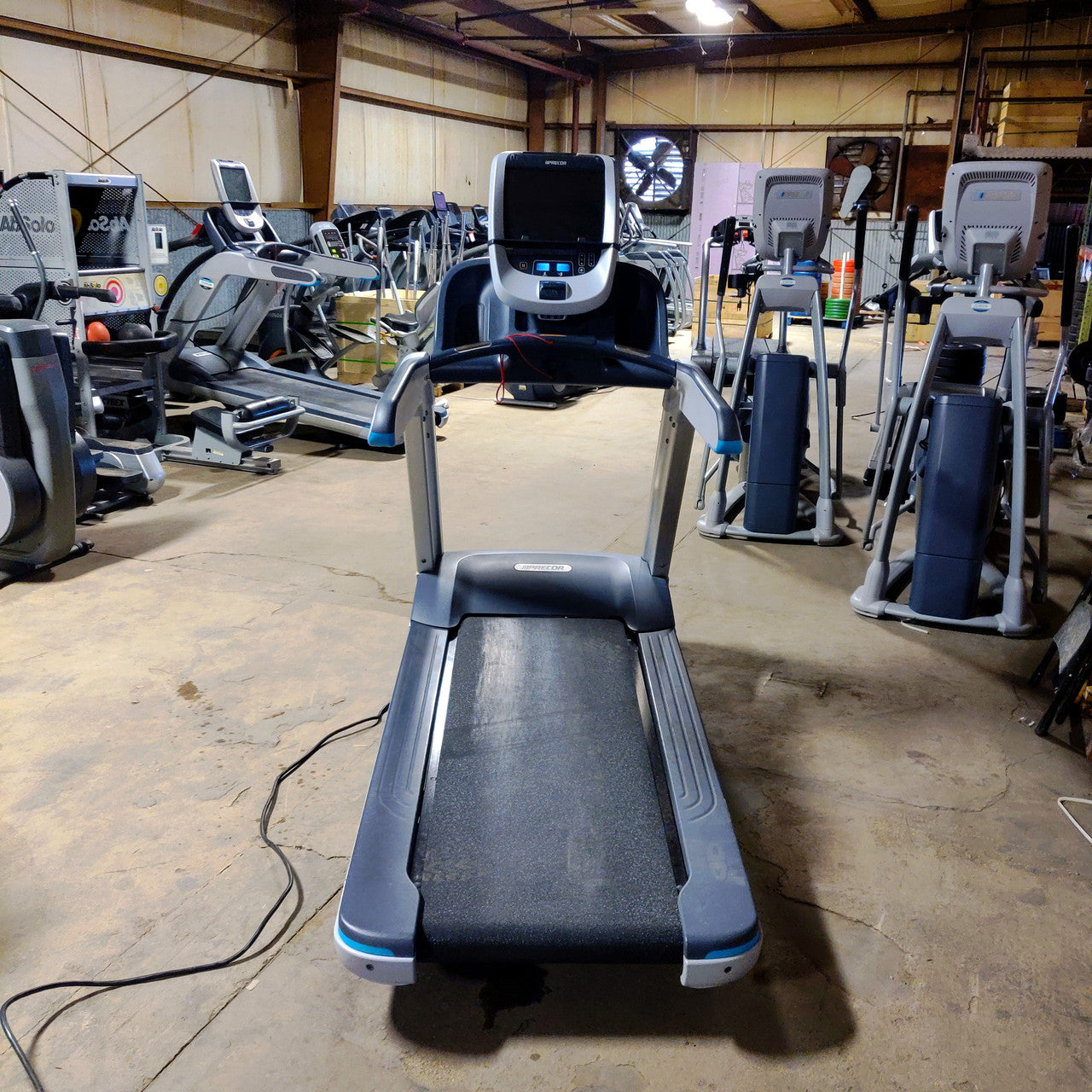 Precor 885 Treadmill with P80 Console