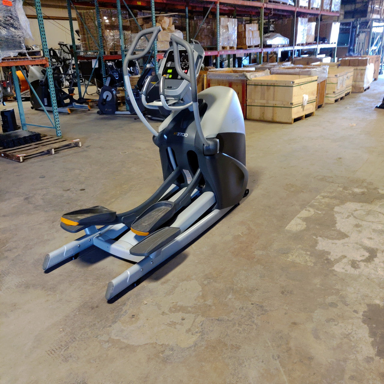 Octane XT3700 Elliptical W/Standard Console