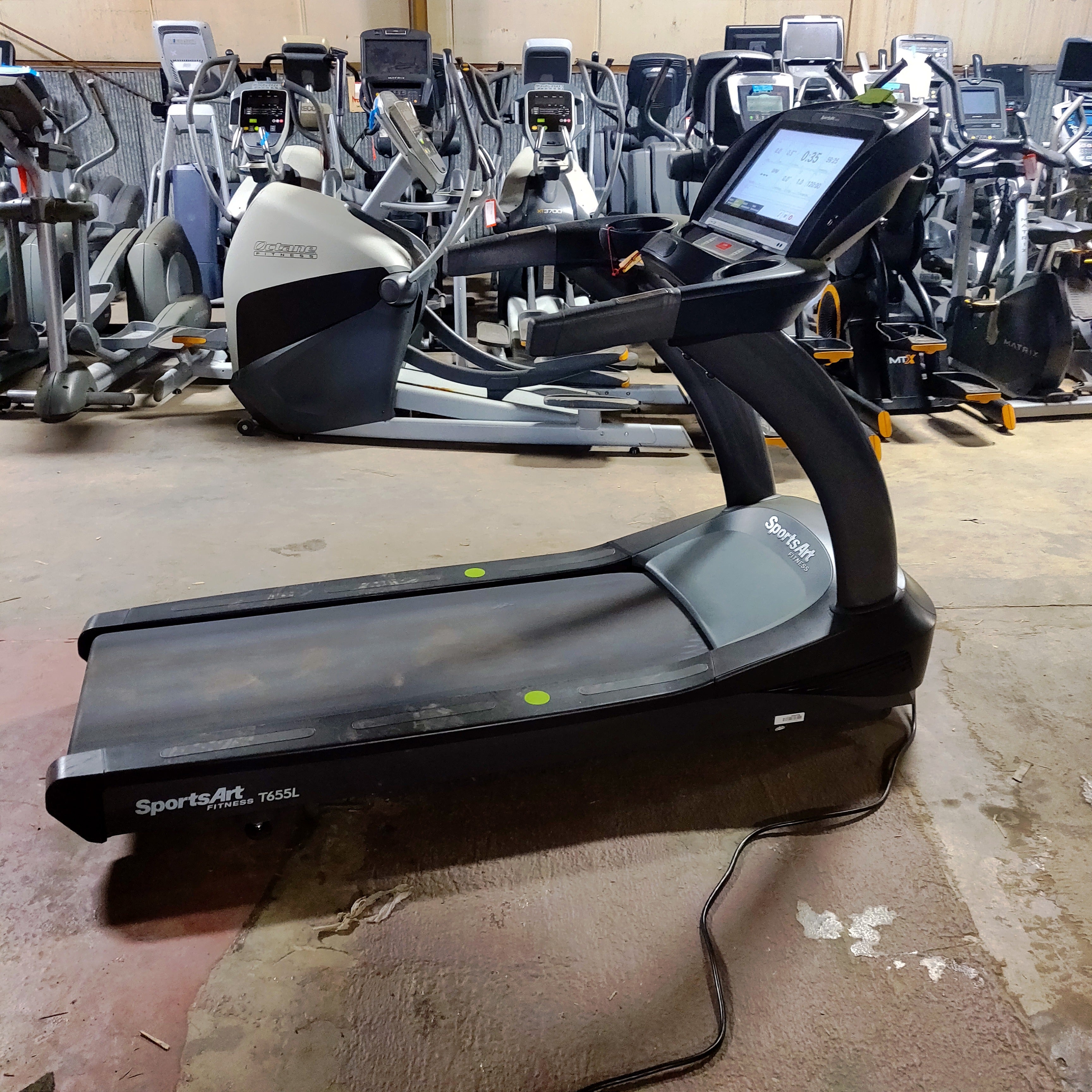 SportsArt T655L Treadmill with the Immersive SENZA Console