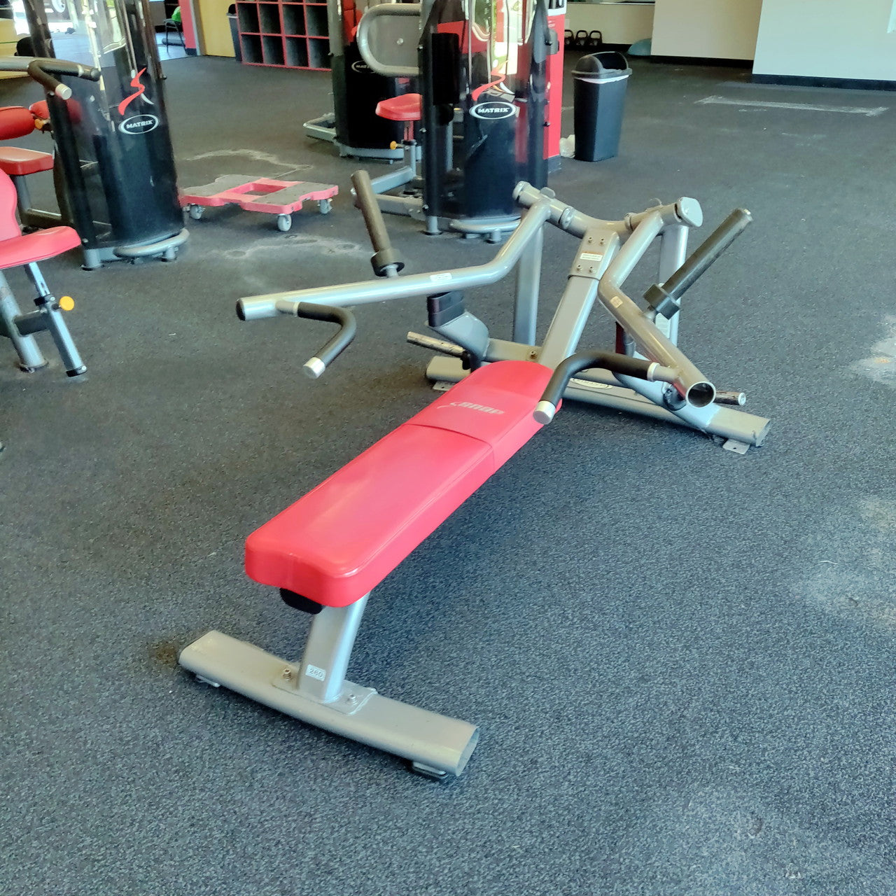 Matrix Magnum Supine Plate Loaded Bench Press
