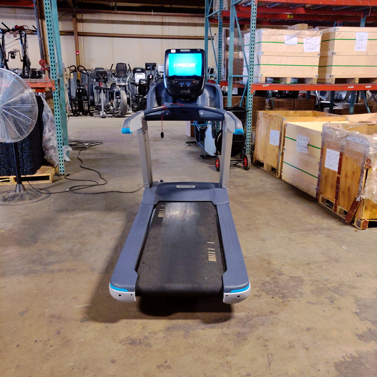 Precor TRM 885 Treadmill w/P82 Console