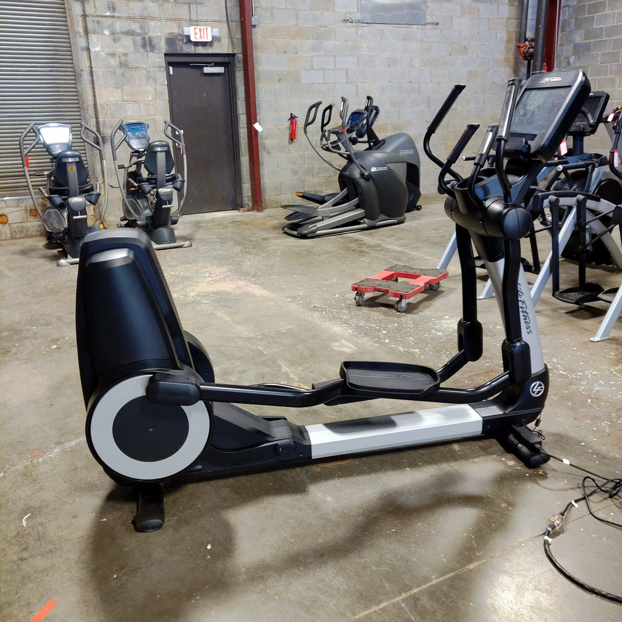 Life Fitness Discover SE3 95X Elliptical