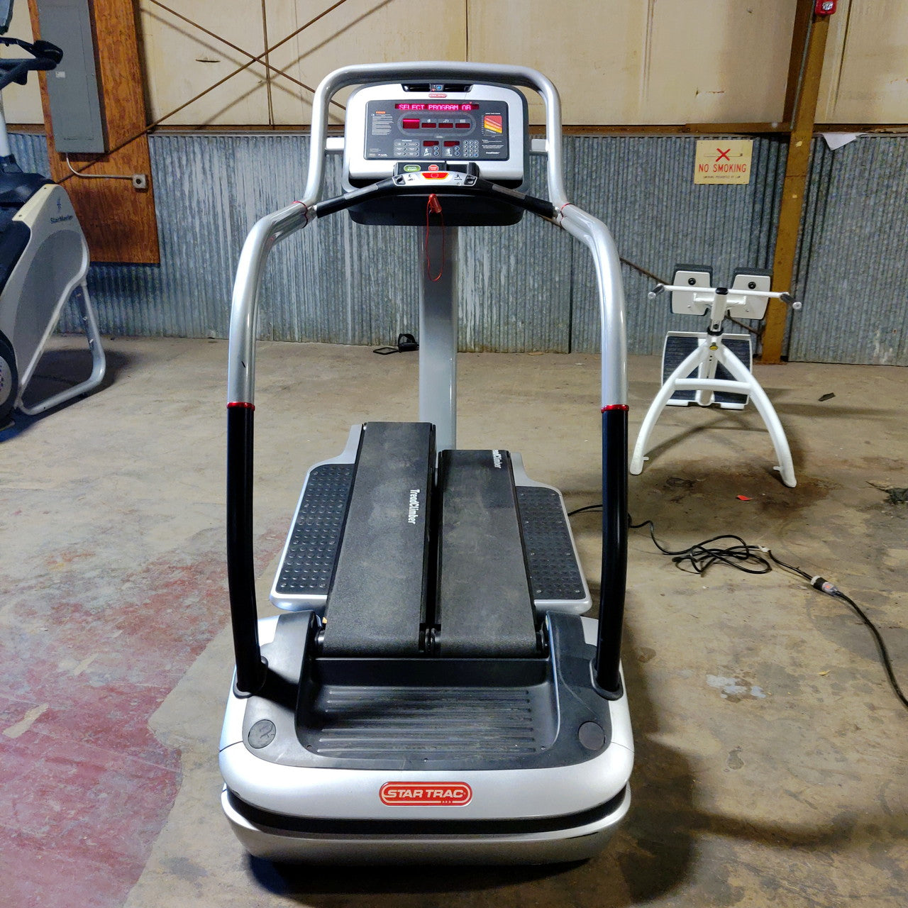 StarTrac E-TC TreadClimber