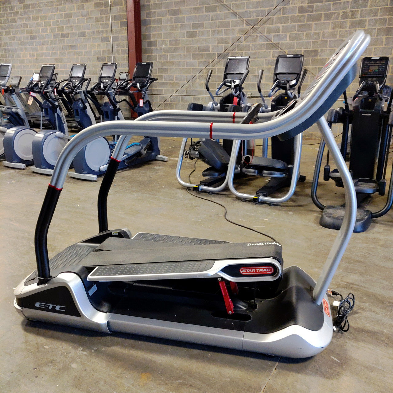 StarTrac E-TC TreadClimber