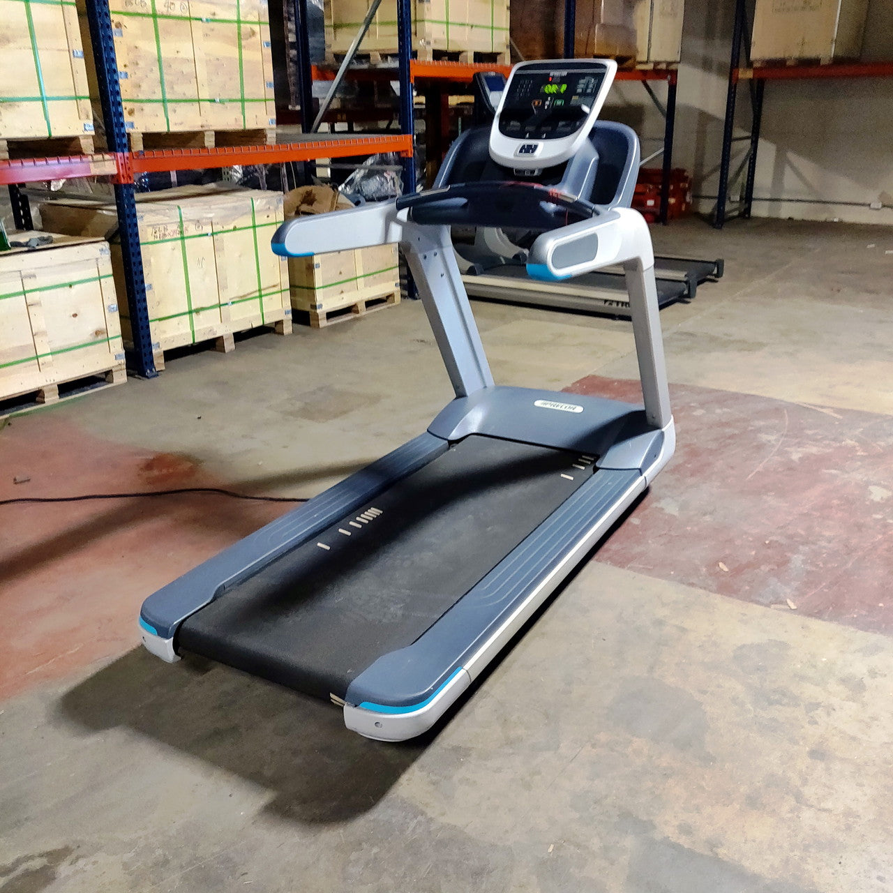 Precor TRM 811 V2 Treadmill w/P10 Console