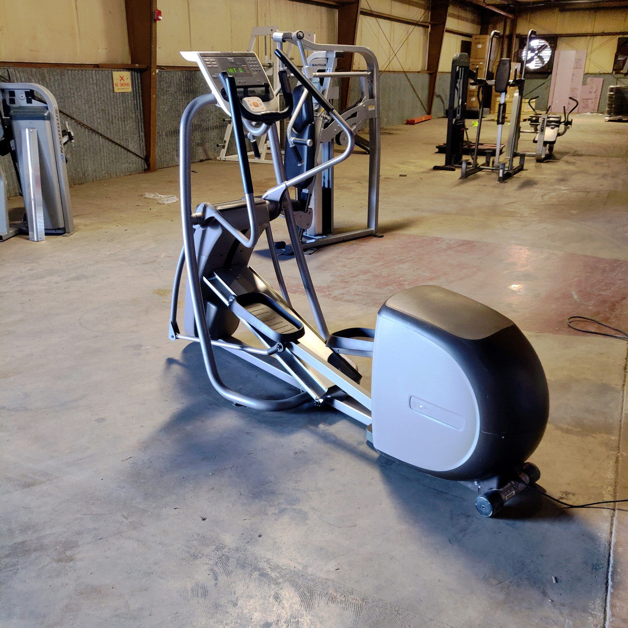 Precor EFX 5.33 Premium Series Elliptical