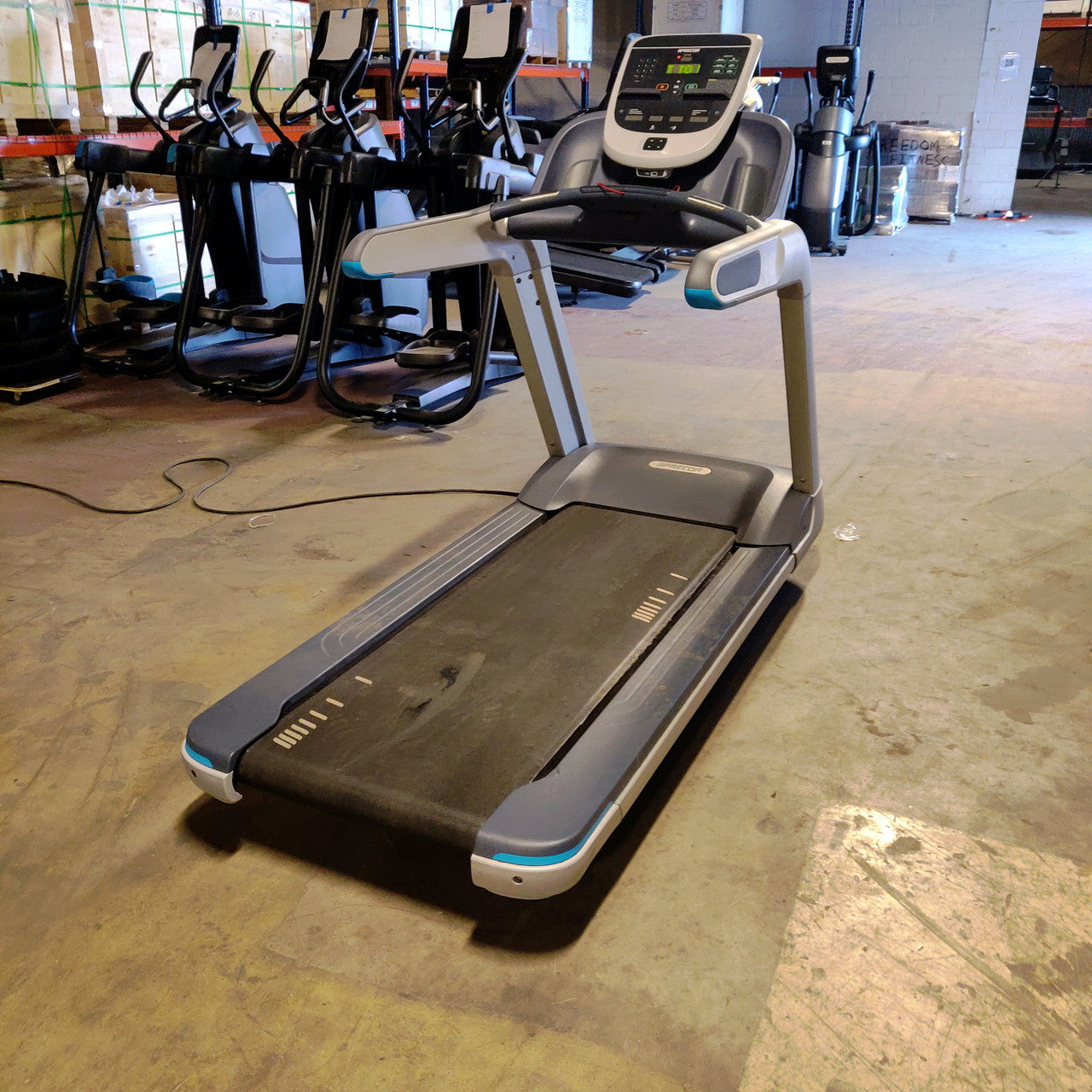 Precor TRM 811 V2 Treadmill w/P10 Console
