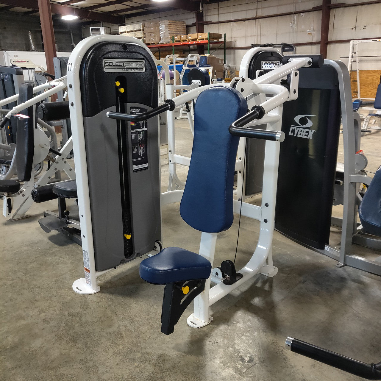 Legend Fitness SelectEDGE Shoulder Press