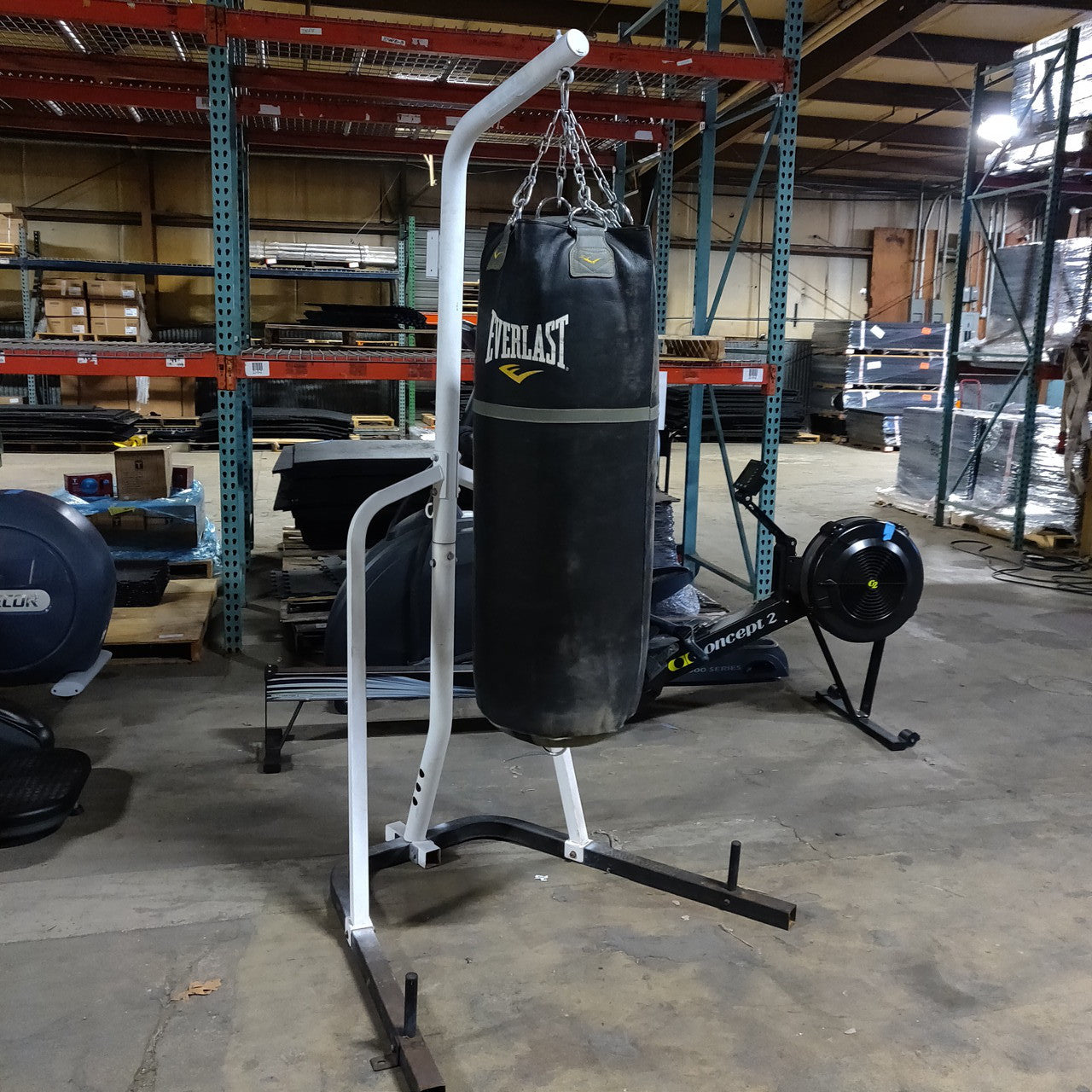 Everlast Single Station Heavy Bag W/ Stand