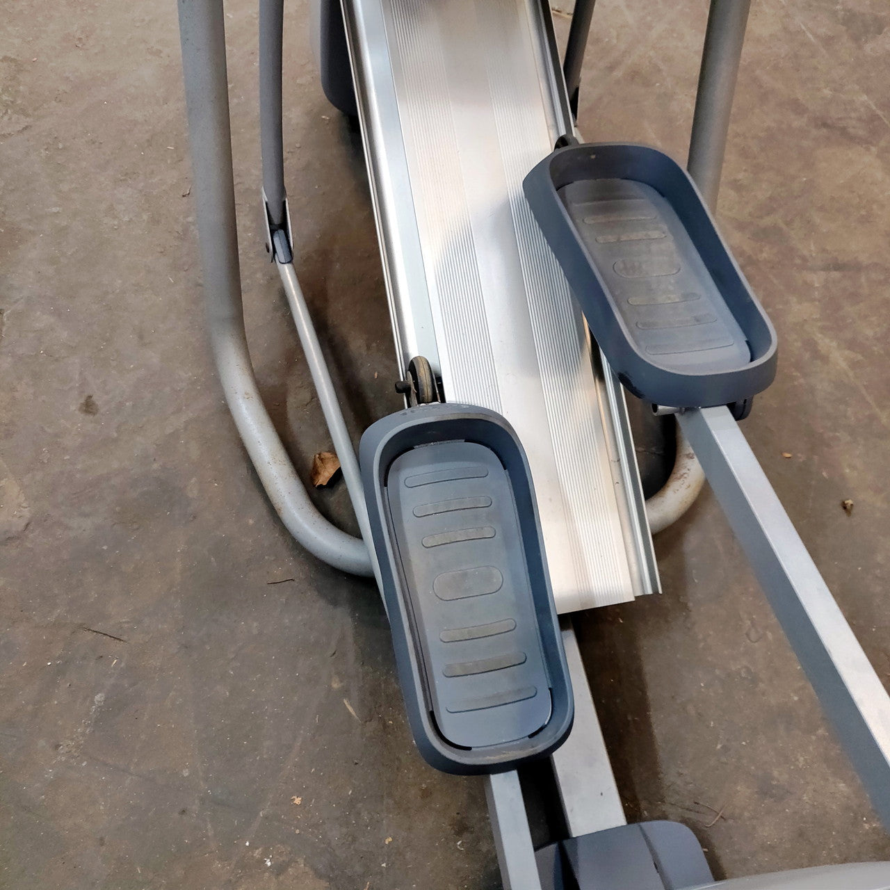Precor EFX 534i Experience Commercial Elliptical