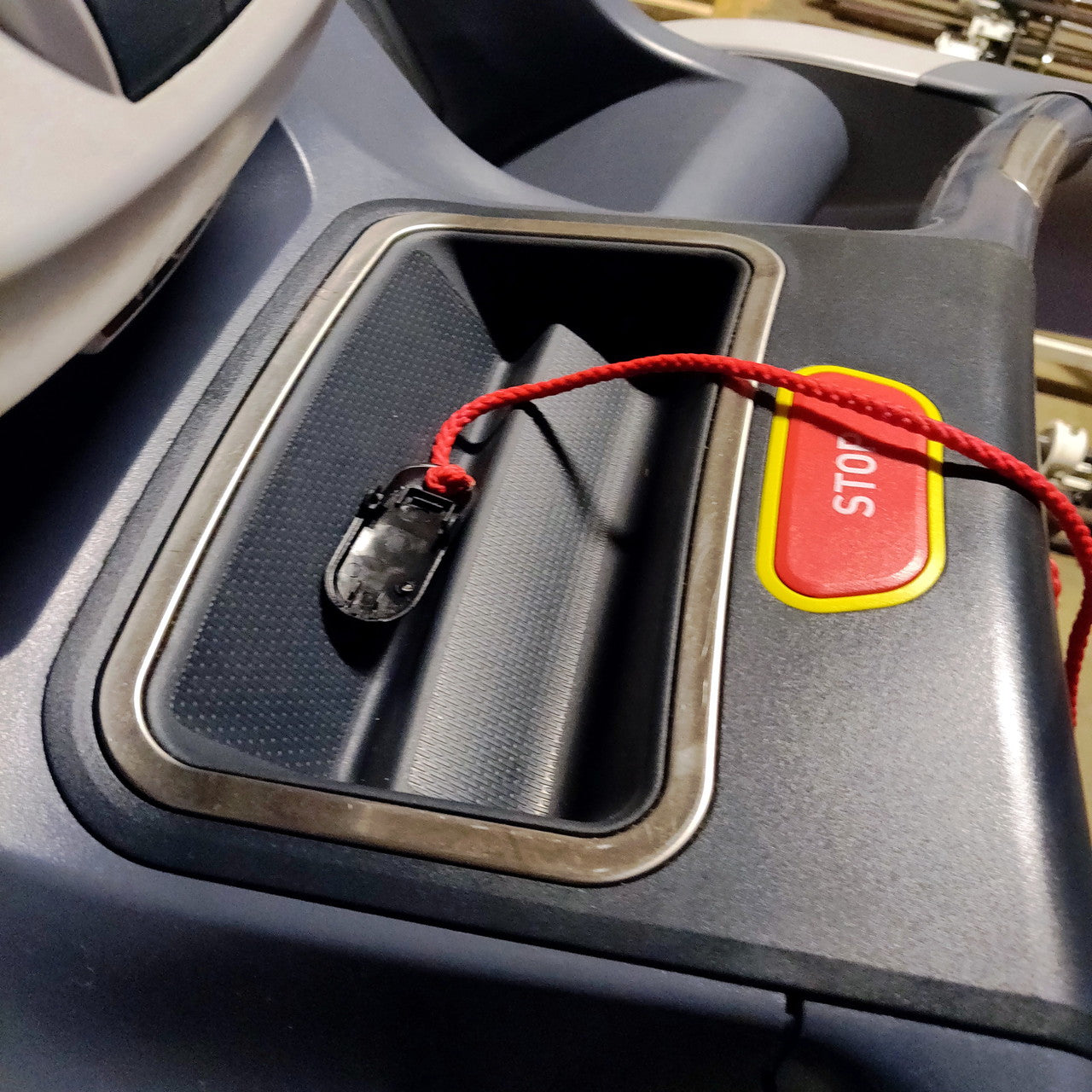 Precor TRM 885 Treadmill w/P80 Console