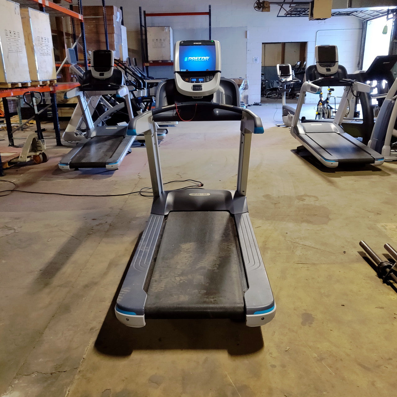 Precor TRM 885 Treadmill w/P80 Console