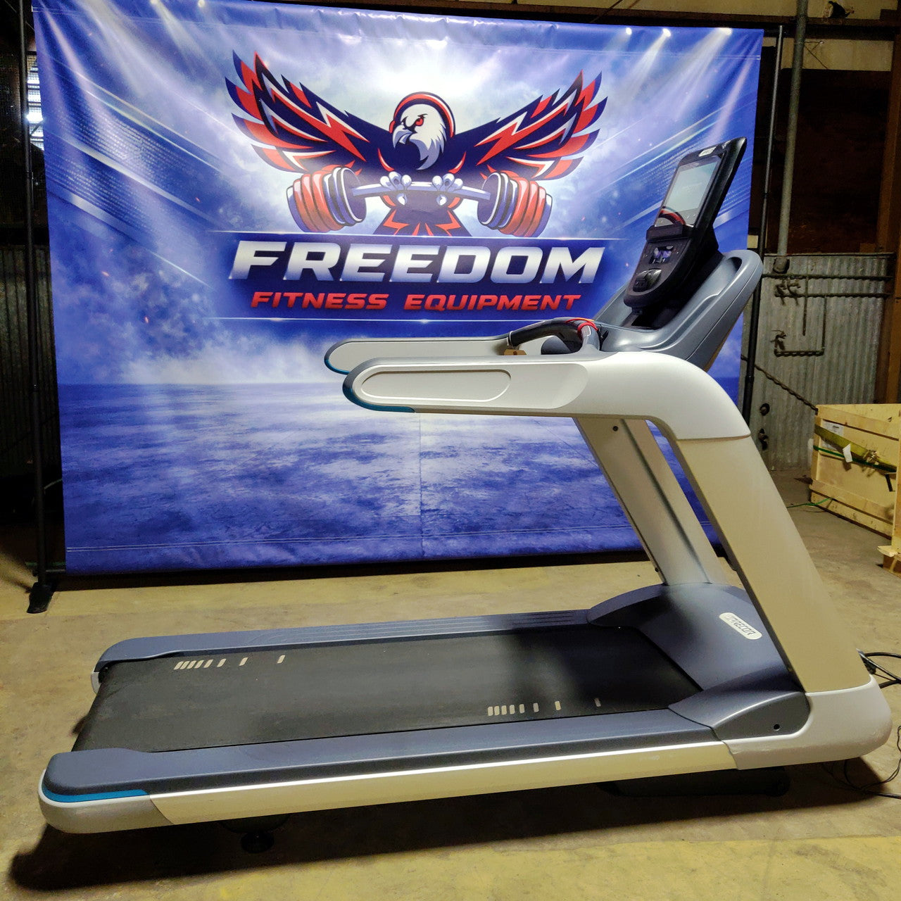 Precor TRM 865 Treadmill w/ P62 Console