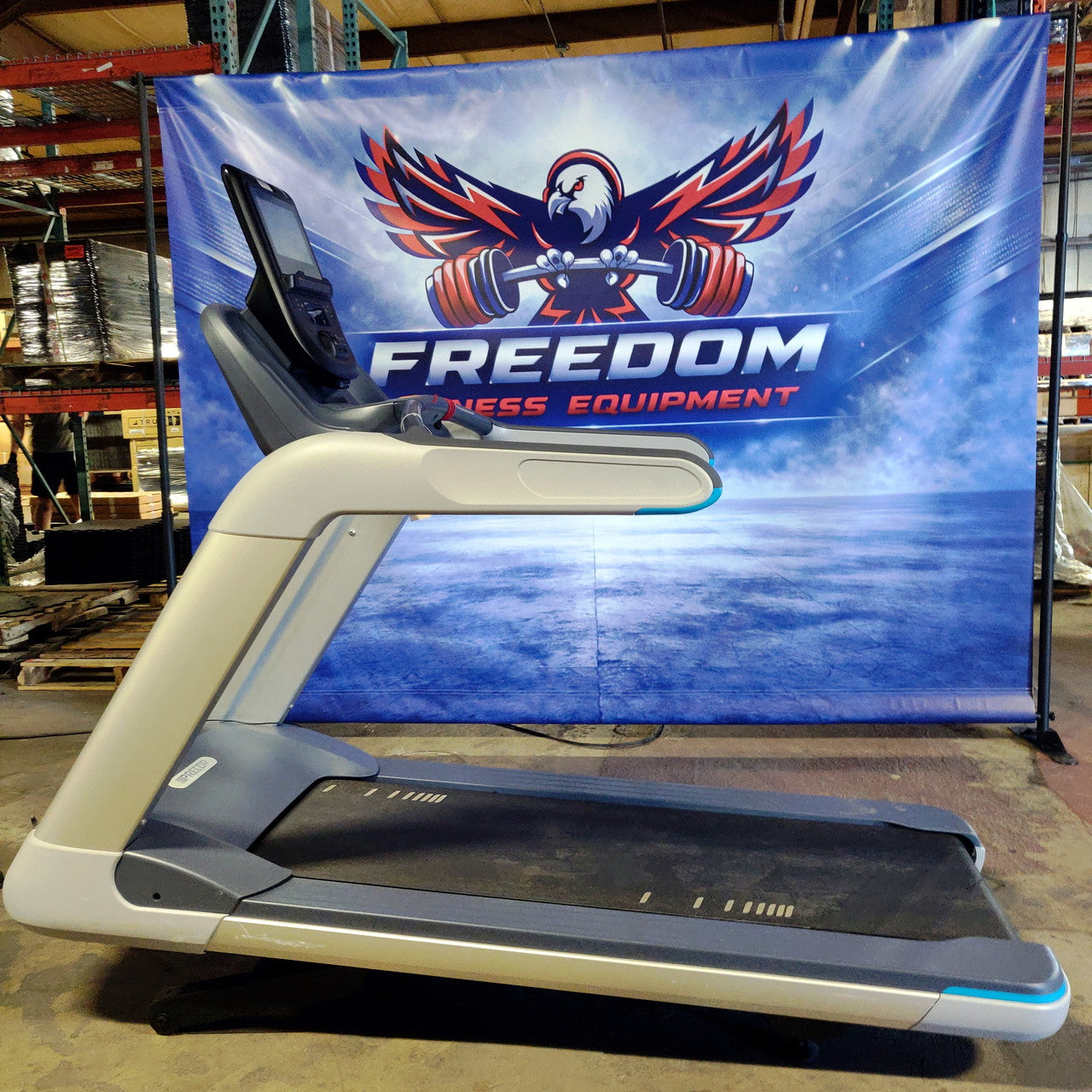 Precor TRM 865 Treadmill w/ P62 Console