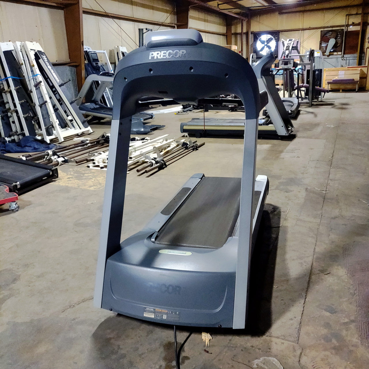 Precor 956i Experience Treadmill