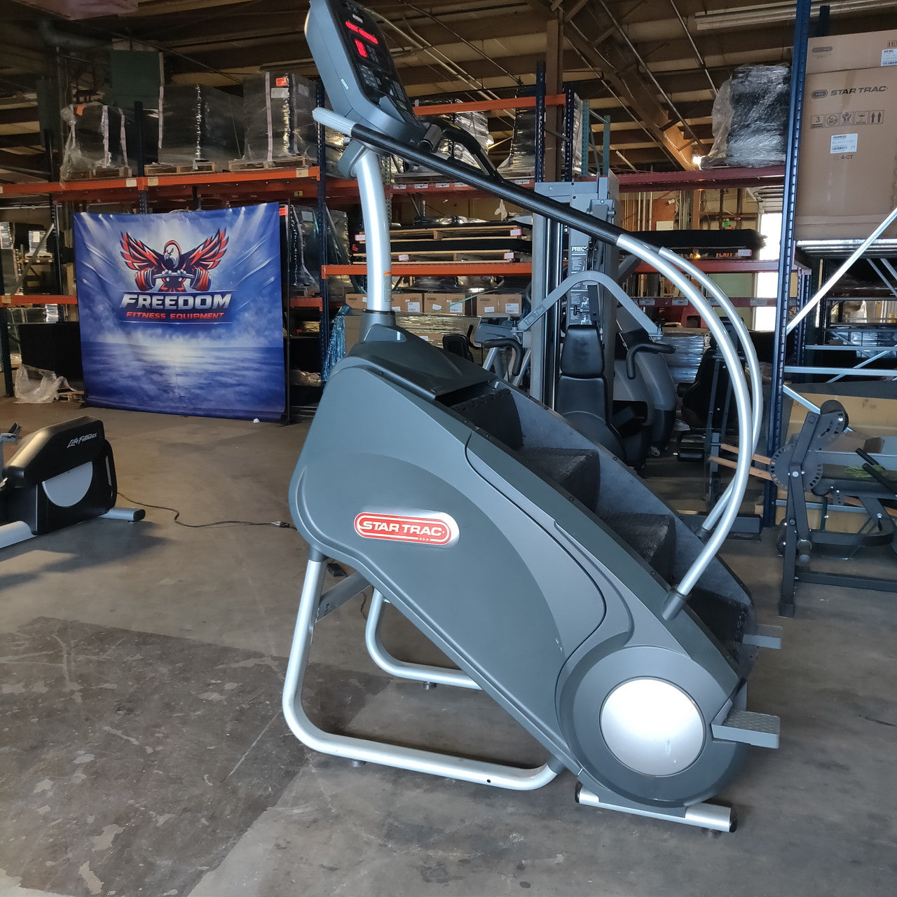 Refurbished Star Trac 9-5180 MUNBPO Stair Climber