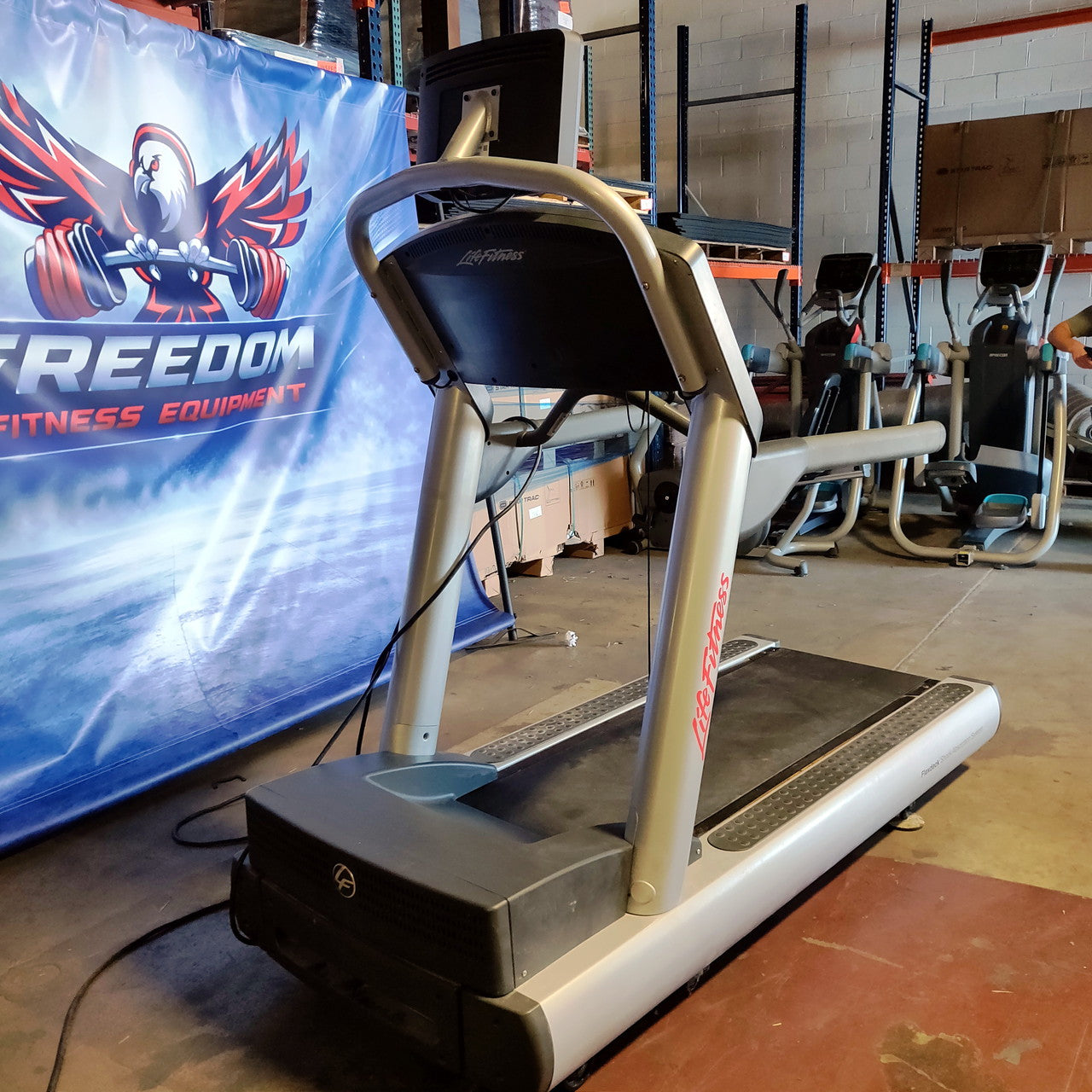 Life Fitness Integrity Series CLST Treadmill