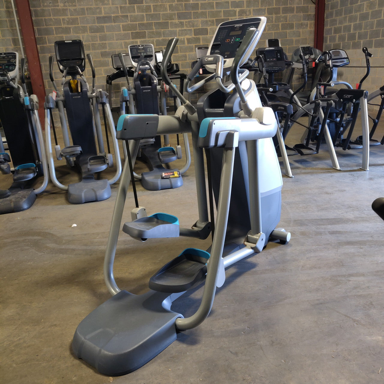 Precor AMT 813 w/ P10 Console – Adaptive Motion Trainer for Low-Impact Full-Body Cardio