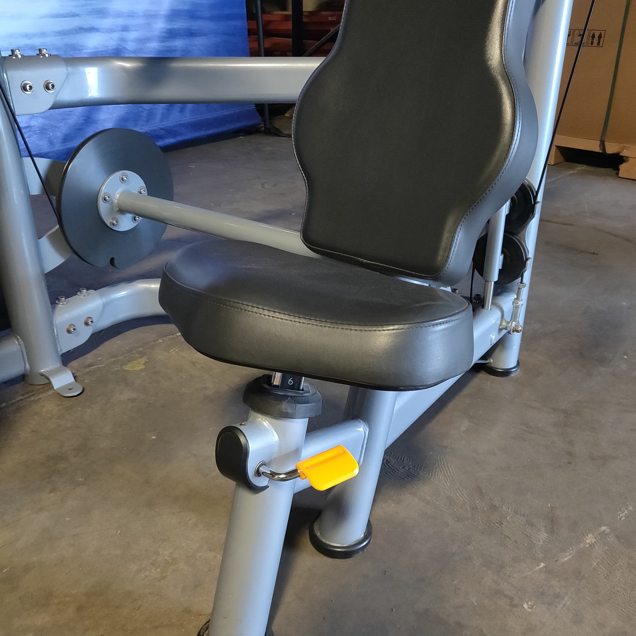 Matrix Aura Converging Shoulder Press