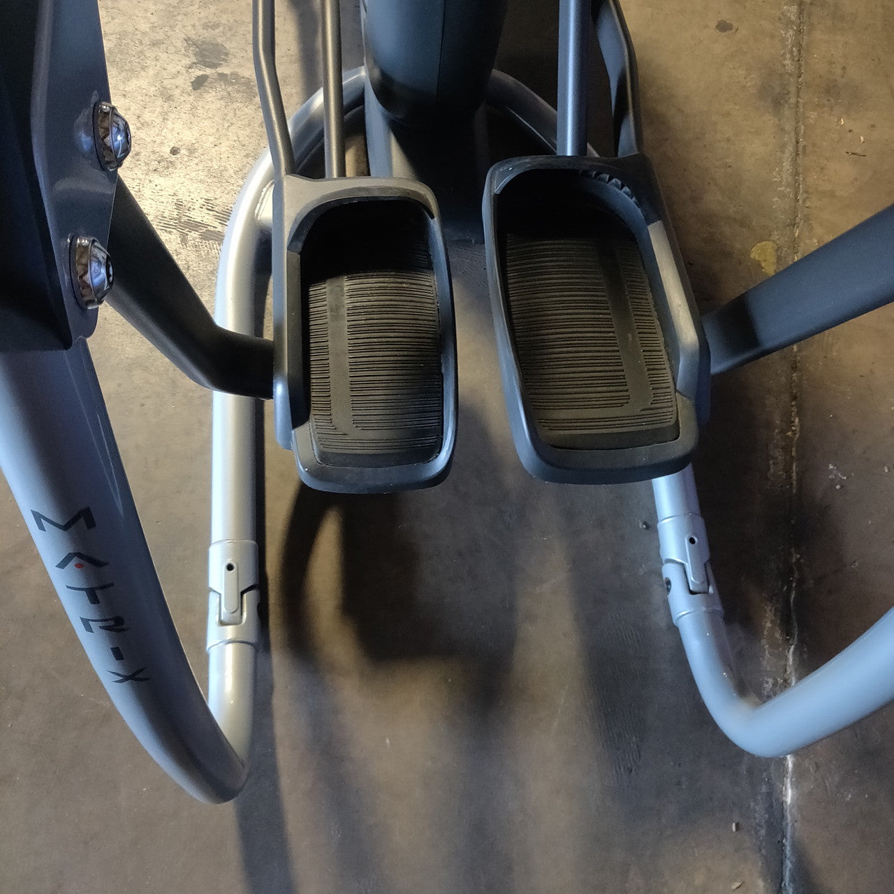 Matrix E5x Suspension Elliptical