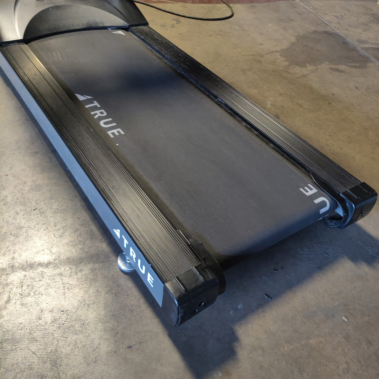 True TC400-19 Treadmill w/ LED Console