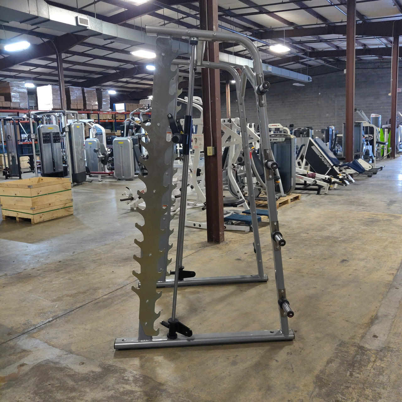 Life Fitness Axiom Series Smith Rack