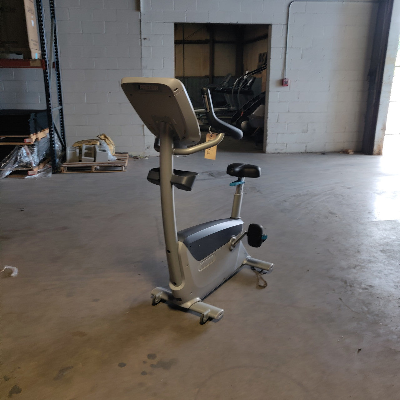 Precor UBK 835 Upright Bike w/p30 Console