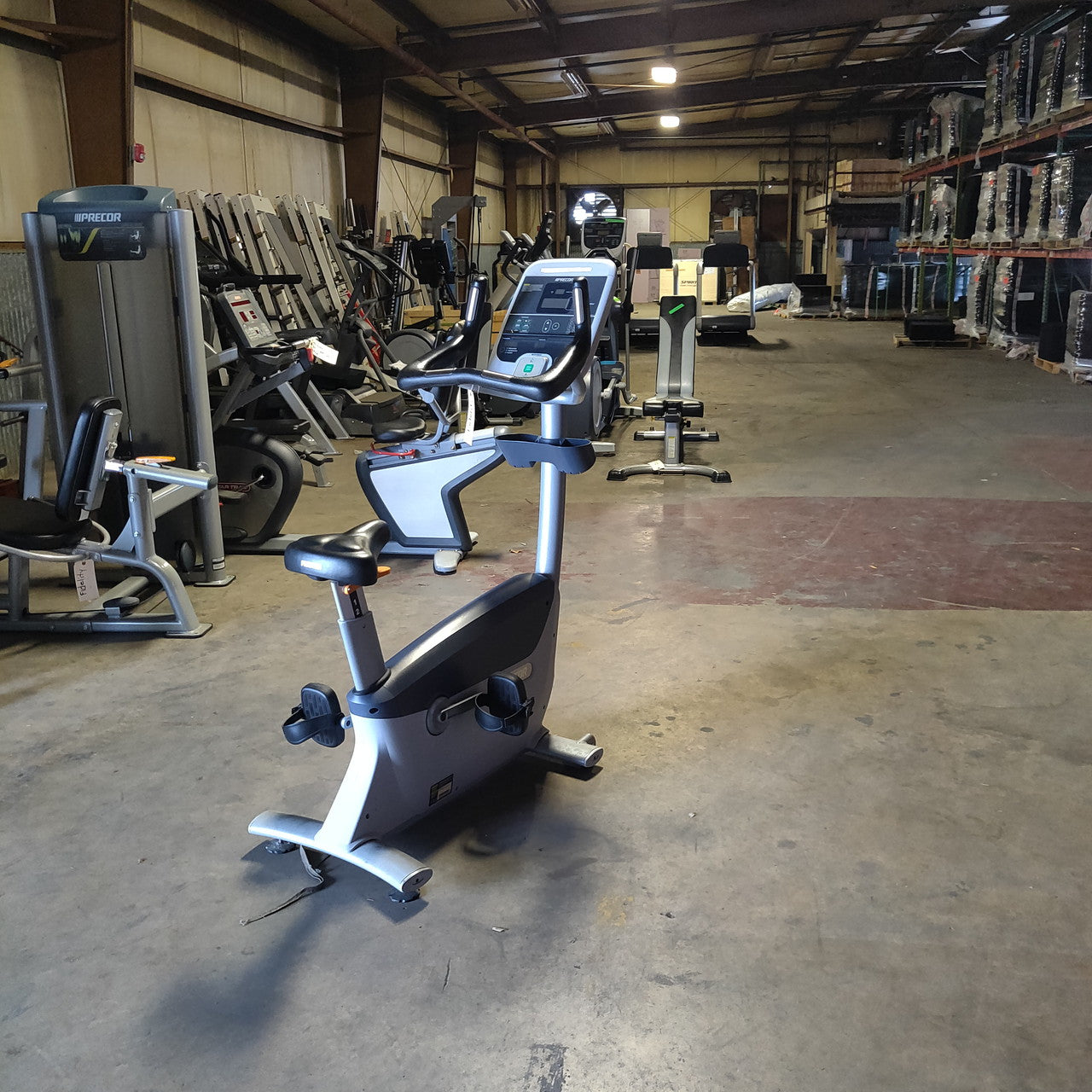 Precor UBK 815 Upright Bike w/Experience Console
