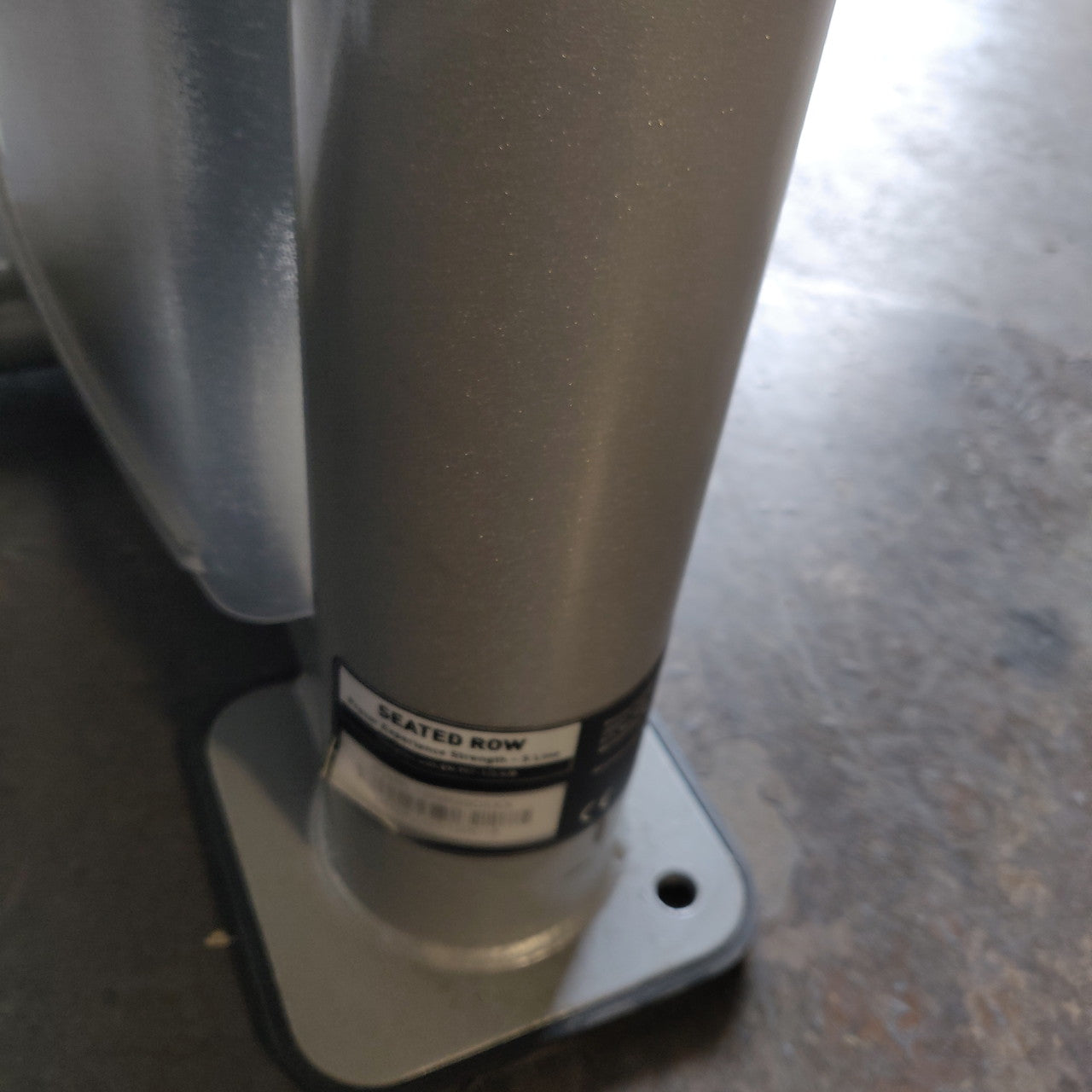 Precor Experience™ S-Line Seated Row – Commercial Selectorized Back Machine