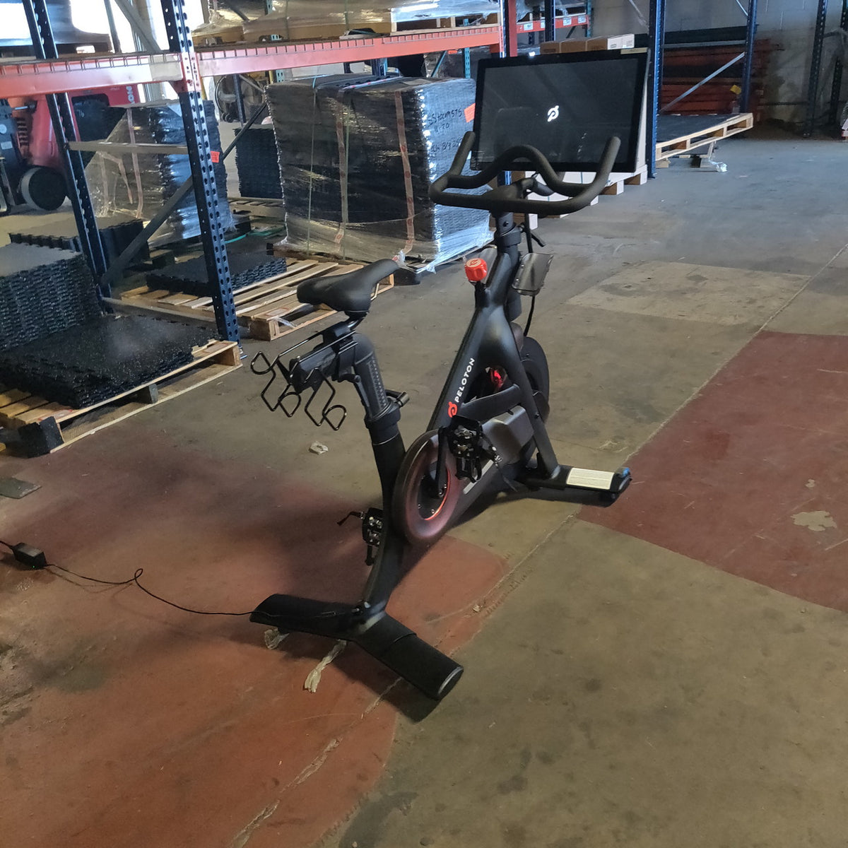 Peloton Bike – Interactive Indoor Cycling