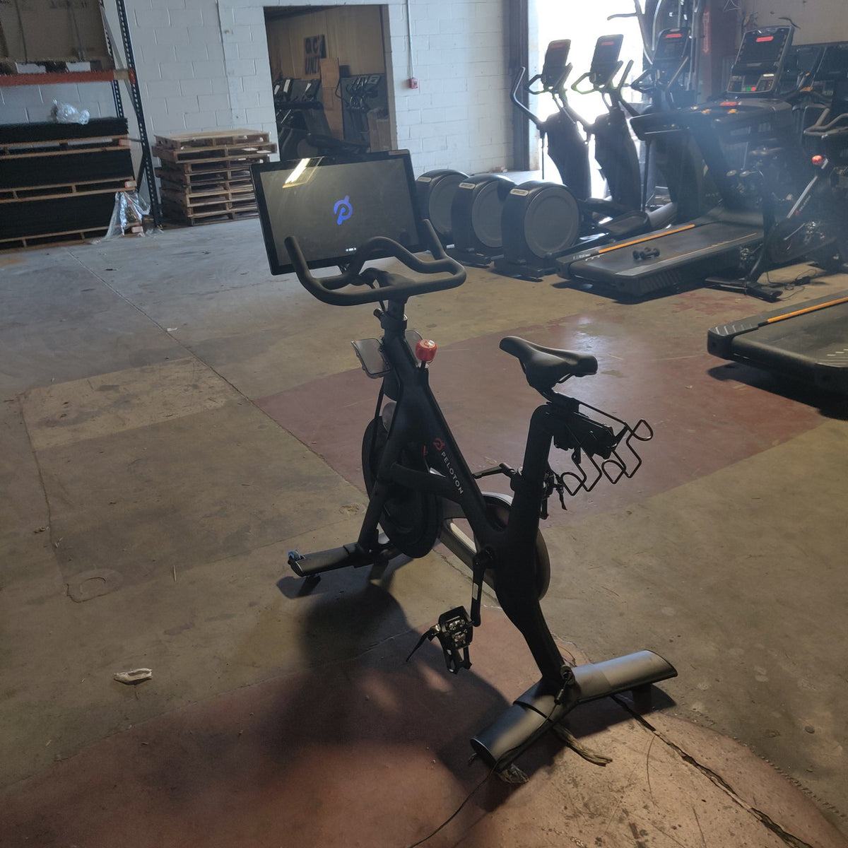 Peloton Bike – Interactive Indoor Cycling