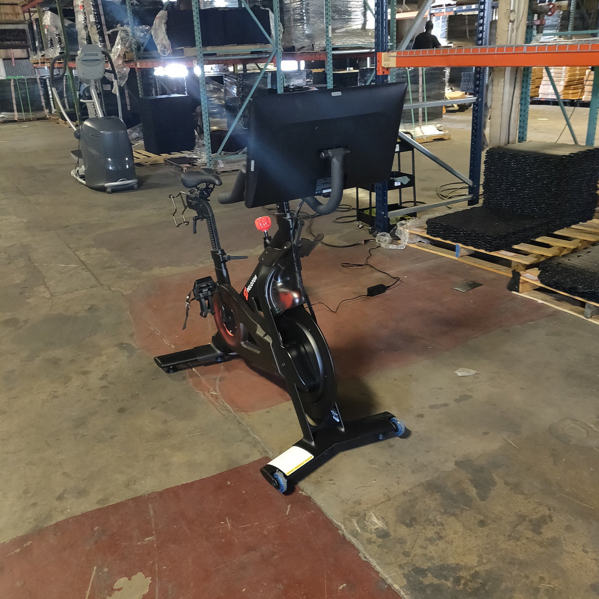 Peloton Bike – Interactive Indoor Cycling