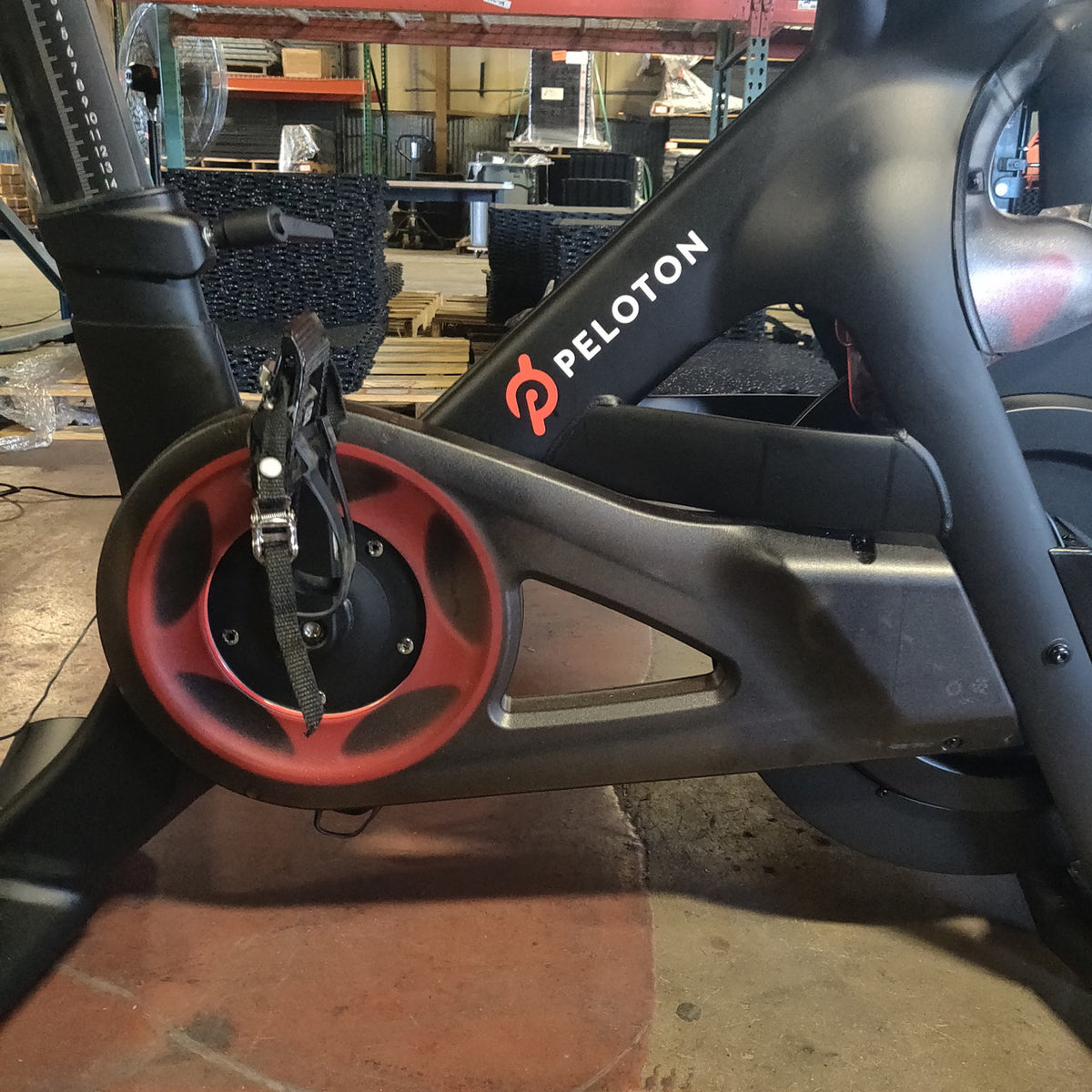 Peloton Bike – Interactive Indoor Cycling