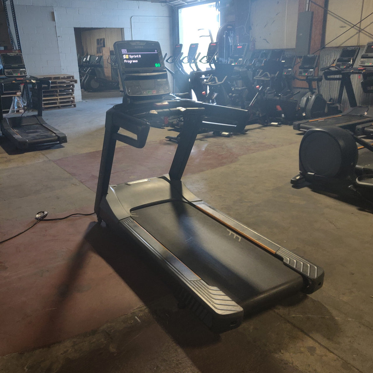 Matrix Endurance Treaadmill w/ Premium LED Console