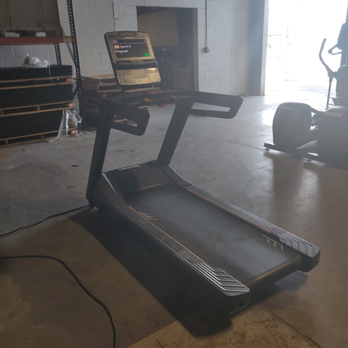 Matrix Endurance Treaadmill w/ Premium LED Console