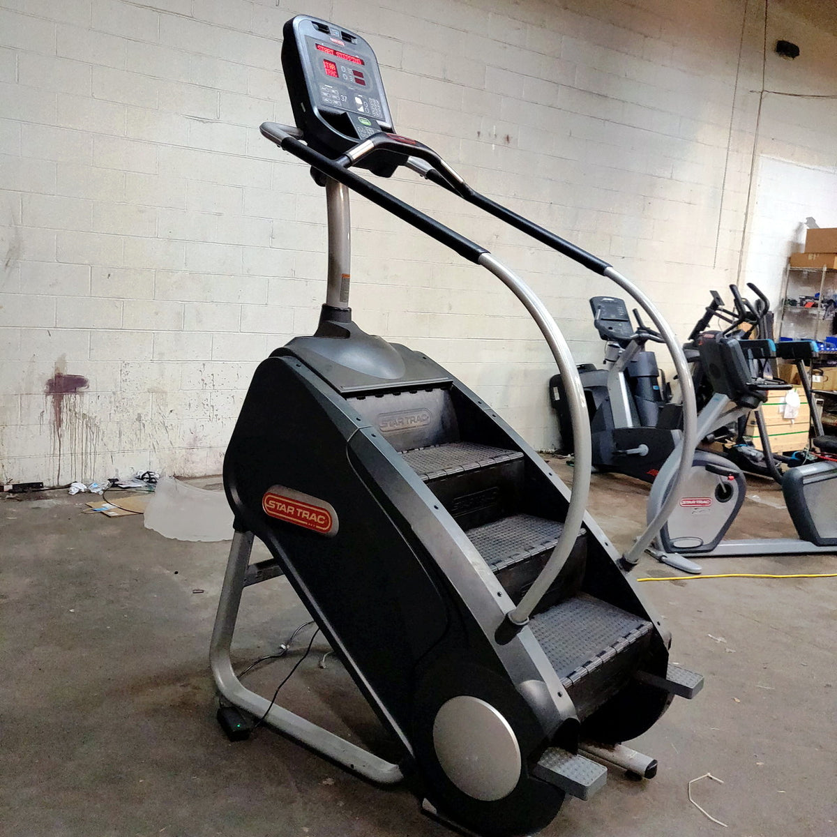 Star Trac E-SM StairMill (9-5180-MINTPO) – Commercial Stair Climber