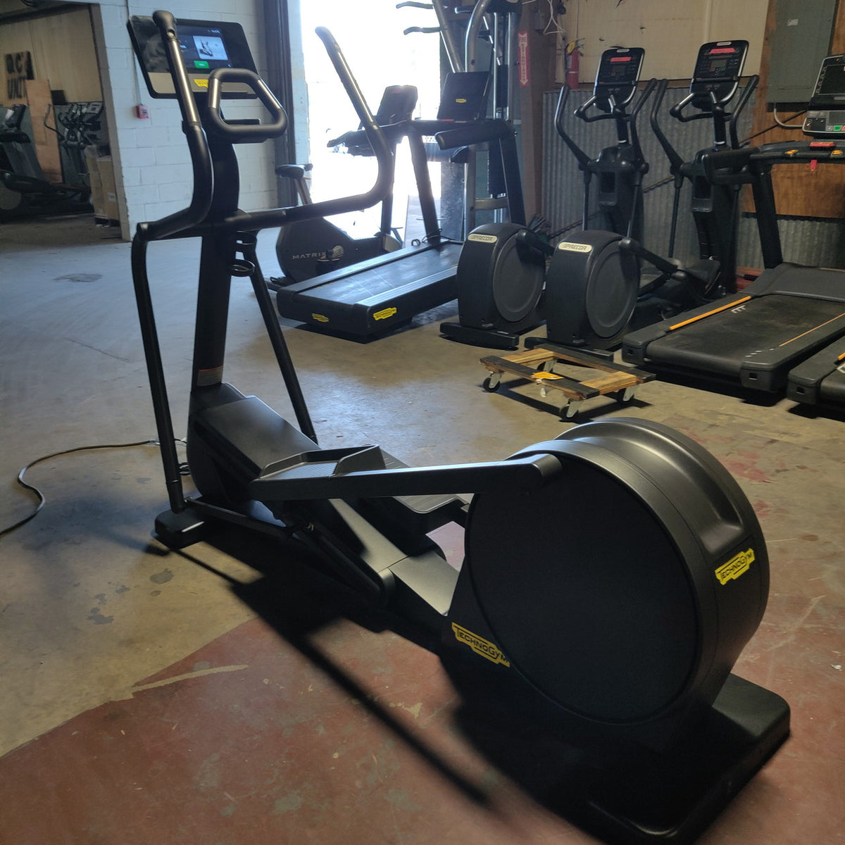 Technogym Excite Synchro Elliptical w/ Live 10" Display Console