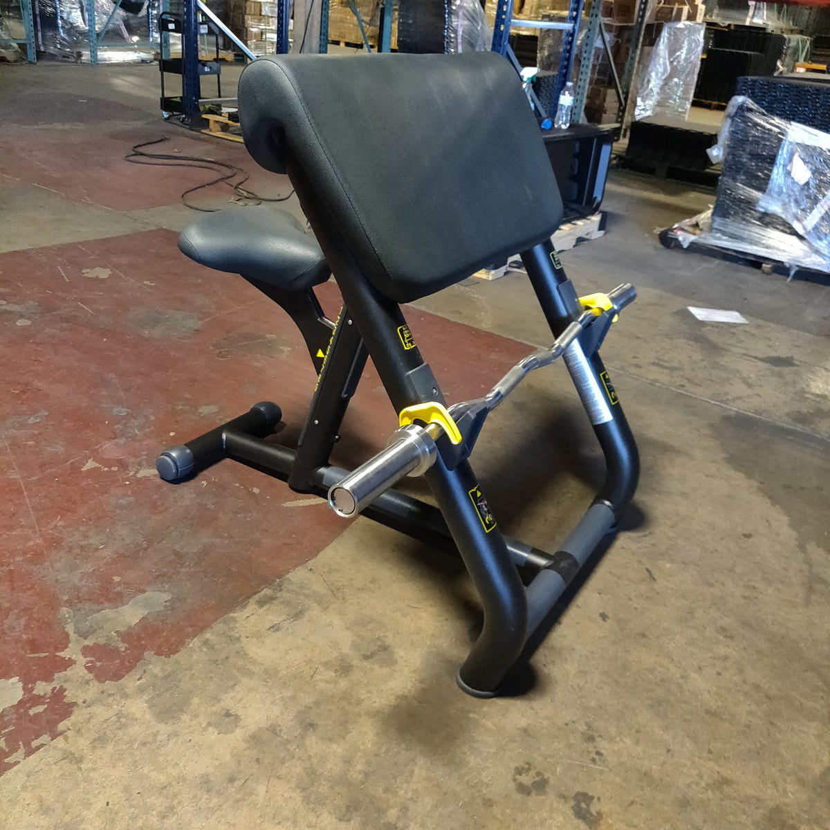 Technogym Preacher Curl Bench w/ Curl Bar