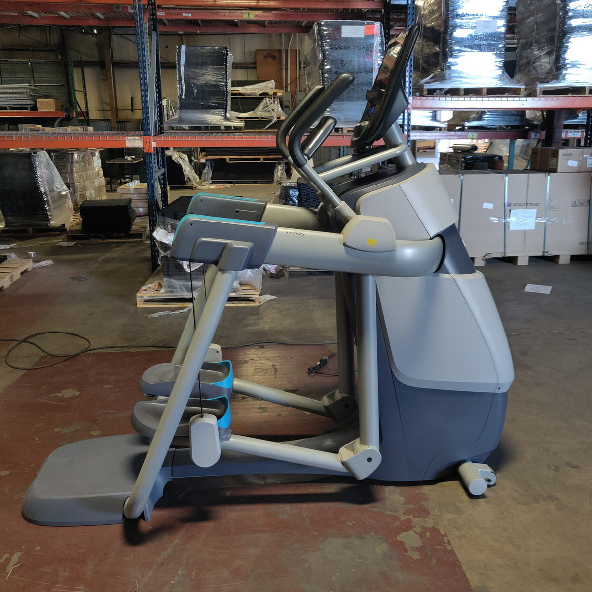 Precor AMT 865 Adaptive Motion Trainer w/ p62 Console