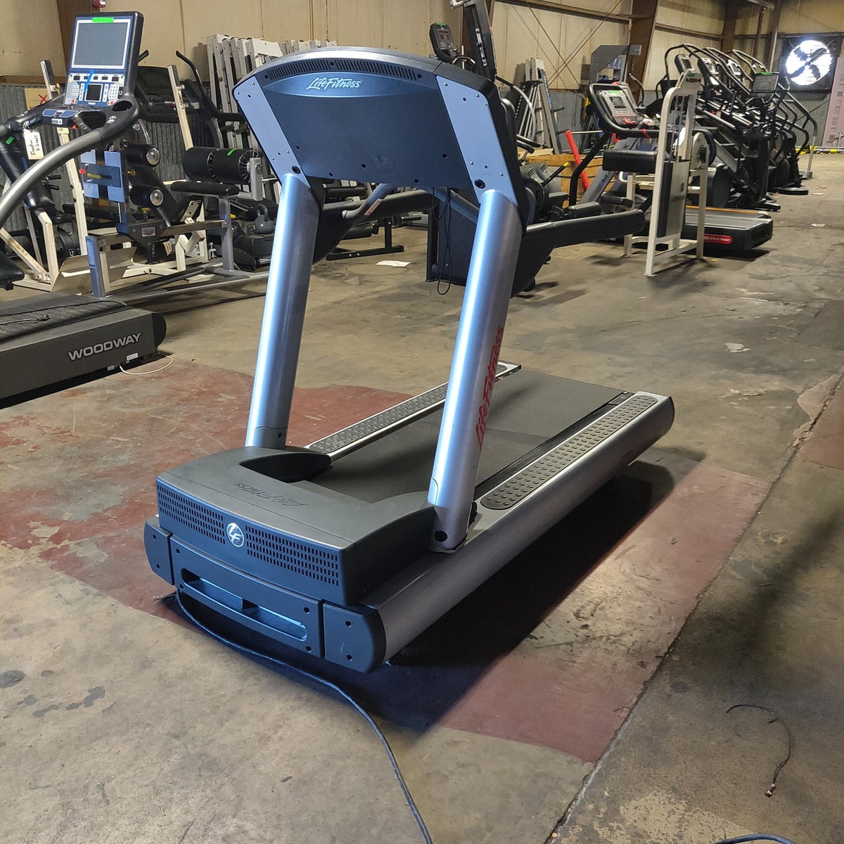 Life Fitness 95T Integrity Series Treadmill CLST