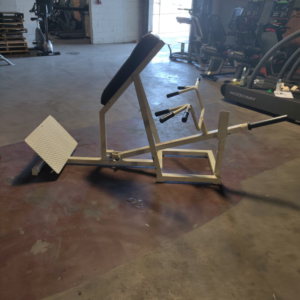 Commercial Chest-Supported T-Bar Row (NEED DIMS)