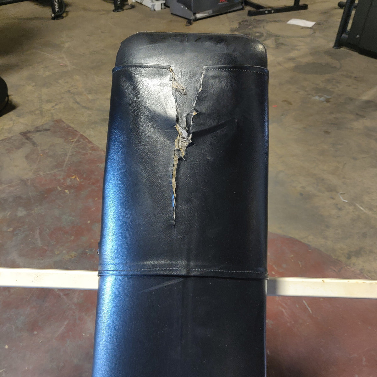 Commercial Olympic Incline Bench w/ Spotter Foot Plate (Need DIMS)