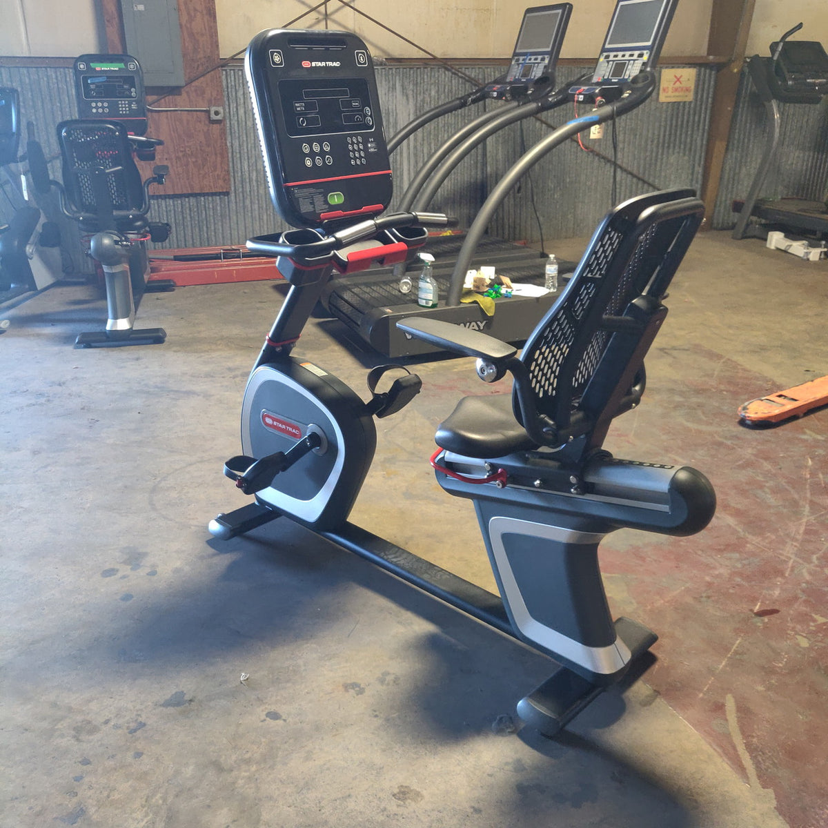 Star Trac 8 Series Recumbent Bike w/ LCD Console